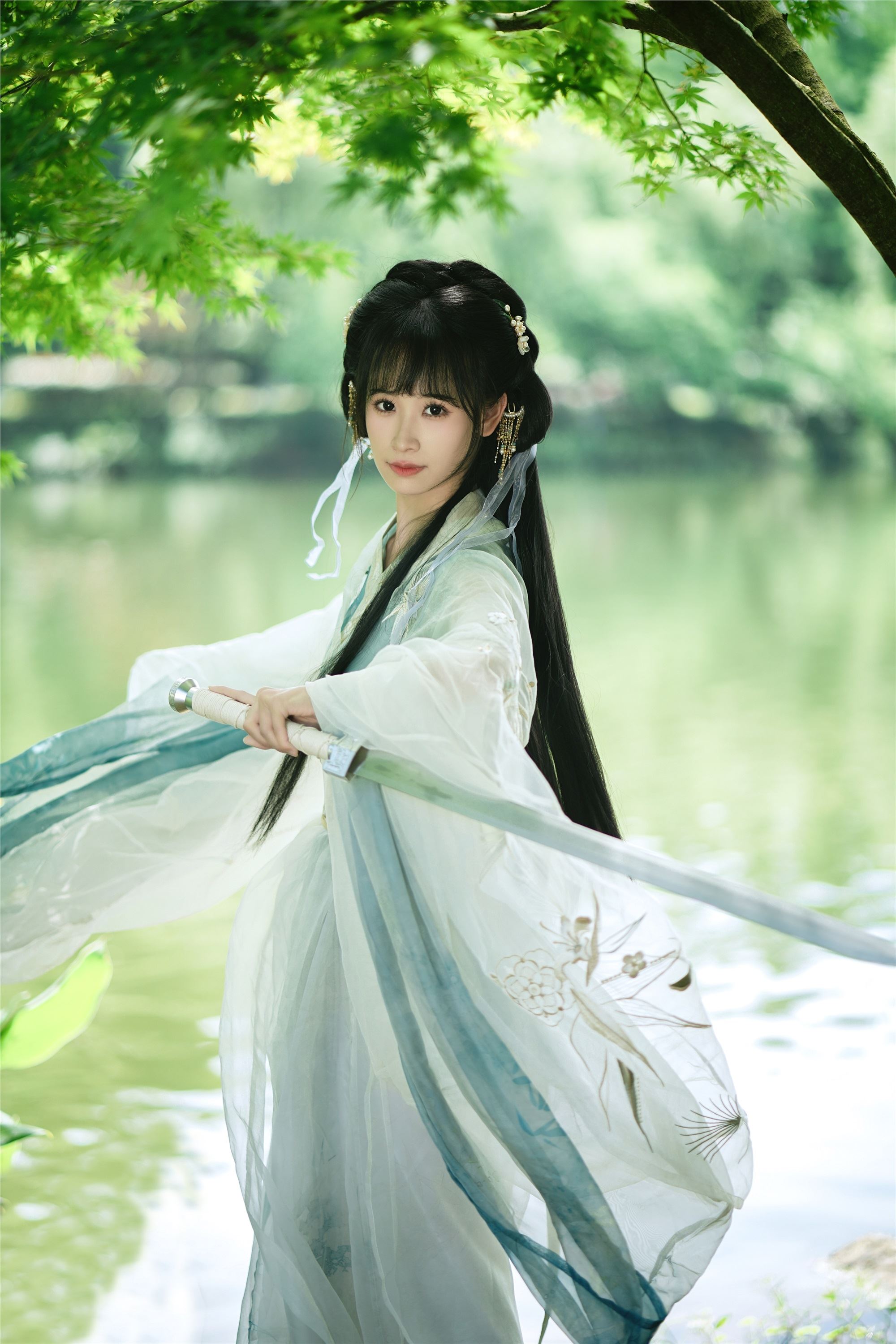 YITUYU艺图语 2025.01.22 小师妹 春娇